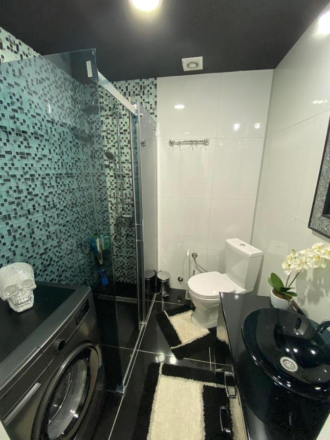 Talija Lux Jagodina Apartamento Exterior foto