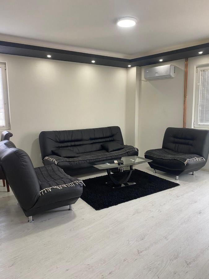 Talija Lux Jagodina Apartamento Exterior foto